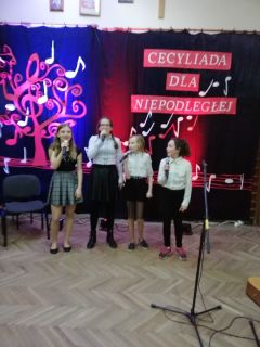 Miniatura zdjęcia: MUZYCZNY HOŁD DLA NIEPODLEGŁEJ 2