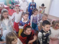 Miniatura zdjęcia: BAL KARNAWAŁOWY W PRZEDSZKOLU MIEJSKIM W KORSZACH3